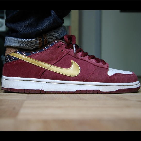 ron burgundy nike sb dunk low